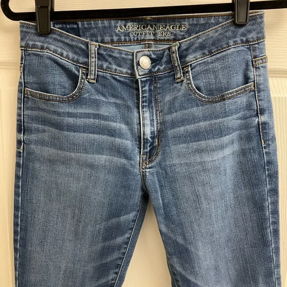 American Eagle Hi-Rise Crop Super Stretch Jegging - Picture 5 of 6